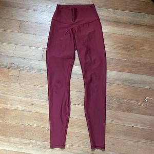 ALO Yoga Airlift leggings full length, wine red, XS